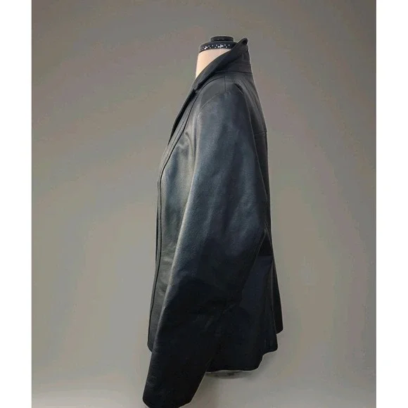 East 5th Womens Sz Large Black Genuine Leather Jacket 90s Classic Button Front - Picture 2 of 12